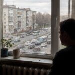 Шумоизоляция квартиры у дороги: почему одних стеклопакетов мало